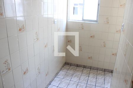Cozinha de apartamento para alugar com 1 quarto, 30m² em Centro, São Vicente