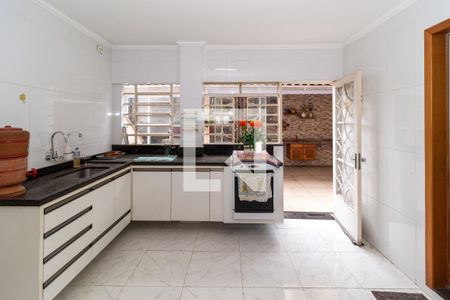 Casa à venda com 360m², 8 quartos e 1 vagaCozinha (Casa 2)