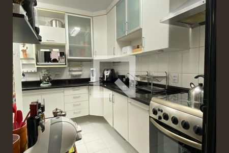 Apartamento à venda com 89m², 3 quartos e 2 vagas Apartamento à venda com 89m², 3 quartos e 2 vagasCozinha