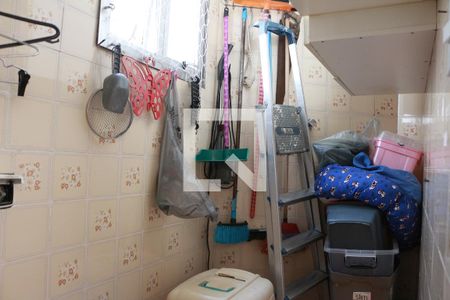 Casa à venda com 140m², 2 quartos e 4 vagasBanheiro de serviço