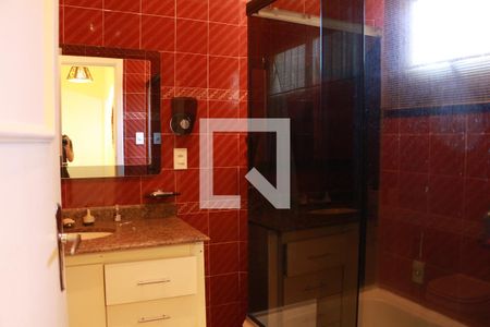 Casa à venda com 140m², 2 quartos e 4 vagasBanheiro Social