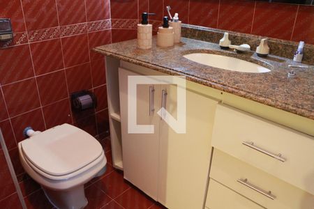 Casa à venda com 140m², 2 quartos e 4 vagasBanheiro Social