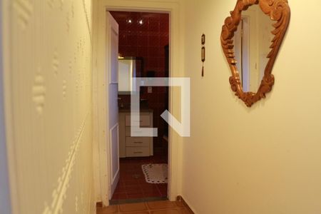 Casa à venda com 140m², 2 quartos e 4 vagasBanheiro Corredor