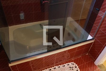 Casa à venda com 140m², 2 quartos e 4 vagasBanheiro Social