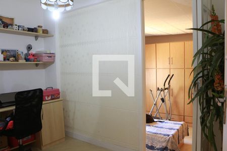 Casa à venda com 140m², 2 quartos e 4 vagasEscritório