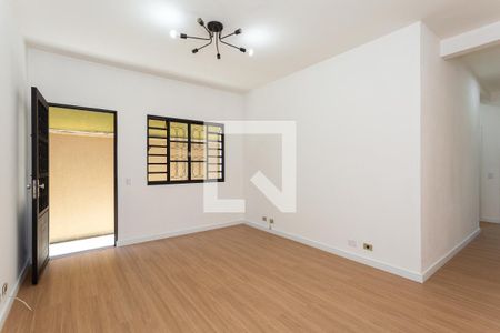 Sala de casa à venda com 3 quartos, 80m² em Ipiranga, São Paulo