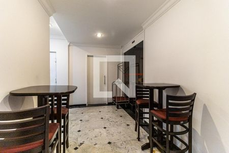 Apartamento à venda com 55m², 1 quarto e 1 vagaCafé