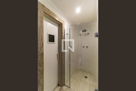 Apartamento à venda com 55m², 1 quarto e 1 vagaDucha