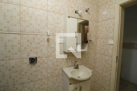 Casa para alugar com 168m², 3 quartos e 3 vagasBanheiro 2