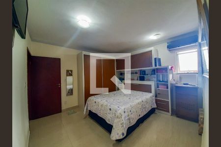 Casa à venda com 181m², 5 quartos e 3 vagas Casa à venda com 181m², 5 quartos e 3 vagasCasa 2 - Suíte