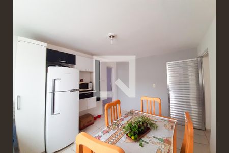 Casa à venda com 181m², 5 quartos e 3 vagas Casa à venda com 181m², 5 quartos e 3 vagasCasa 3 - Cozinha