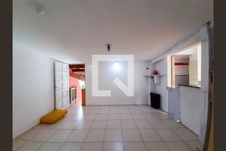 Casa à venda com 181m², 5 quartos e 3 vagas Casa à venda com 181m², 5 quartos e 3 vagasCasa 3 - Detalhe da Área de Serviço