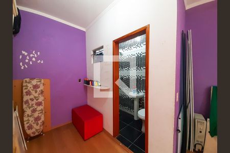 Casa à venda com 181m², 5 quartos e 3 vagas Casa à venda com 181m², 5 quartos e 3 vagasEdícula