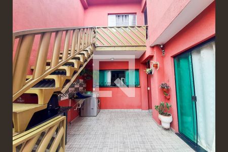 Casa à venda com 181m², 5 quartos e 3 vagas Casa à venda com 181m², 5 quartos e 3 vagasCasa 2 - Área de Serviço/Quintal