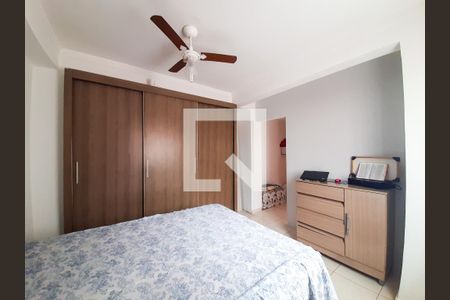 Casa à venda com 181m², 5 quartos e 3 vagas Casa à venda com 181m², 5 quartos e 3 vagasCasa 3 - Quarto