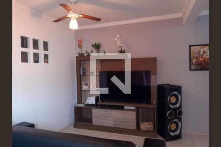 Casa à venda com 181m², 5 quartos e 3 vagas Casa à venda com 181m², 5 quartos e 3 vagasCasa 3 - Sala