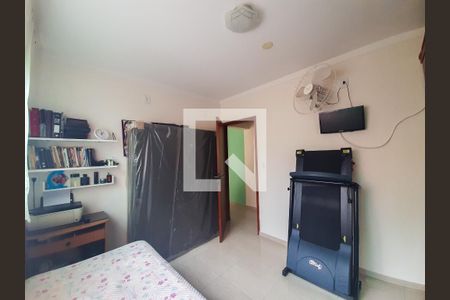 Casa à venda com 181m², 5 quartos e 3 vagas Casa à venda com 181m², 5 quartos e 3 vagasCasa 2 - Quarto