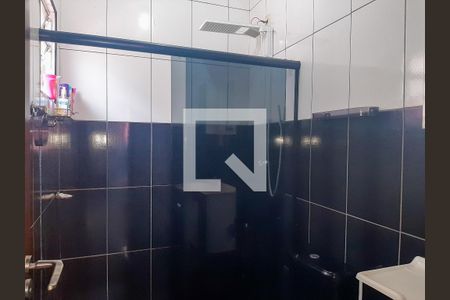 Casa à venda com 181m², 5 quartos e 3 vagas Casa à venda com 181m², 5 quartos e 3 vagasCasa 1 - Banheiro da Suíte