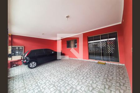 Casa à venda com 181m², 5 quartos e 3 vagas Casa à venda com 181m², 5 quartos e 3 vagasGaragem