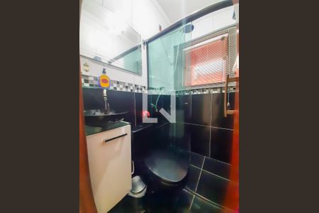 Casa à venda com 181m², 5 quartos e 3 vagas Casa à venda com 181m², 5 quartos e 3 vagasCasa 2 - Banheiro