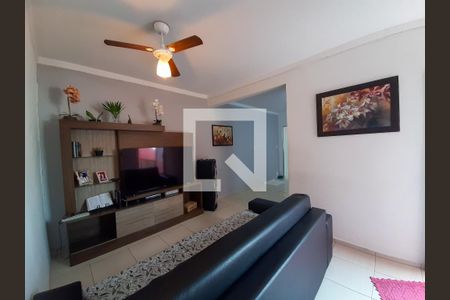 Casa à venda com 181m², 5 quartos e 3 vagas Casa à venda com 181m², 5 quartos e 3 vagasCasa 3 - Sala