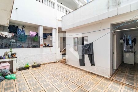 Studio à venda com 250m², 15 quartos e 2 vagas Studio à venda com 250m², 15 quartos e 2 vagasQuintal