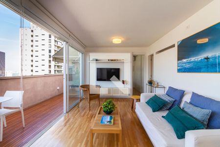 Sala de apartamento para alugar com 1 quarto, 80m² em Pinheiros, São Paulo