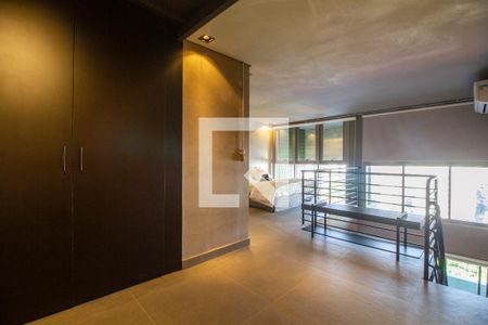 Apartamento à venda com 80m², 1 quarto e 1 vagaSuíte