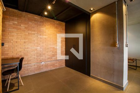 Apartamento à venda com 80m², 1 quarto e 1 vagaSuíte