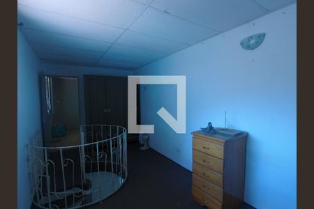 Casa à venda com 170m², 5 quartos e 2 vagasQuarto 01 