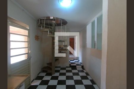 Casa à venda com 170m², 5 quartos e 2 vagasCozinha 