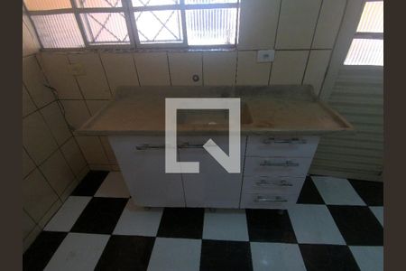 Casa à venda com 170m², 5 quartos e 2 vagasCozinha 