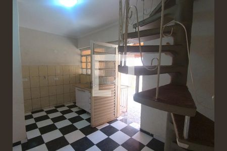 Casa à venda com 170m², 5 quartos e 2 vagasCozinha 