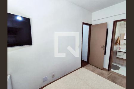 Apartamento à venda com 75m², 2 quartos e 1 vaga Apartamento à venda com 75m², 2 quartos e 1 vagaSuíte