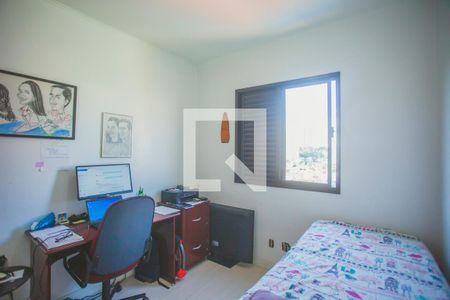 Apartamento à venda com 74m², 3 quartos e 2 vagasQuarto 3