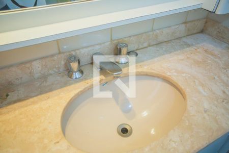 Apartamento à venda com 74m², 3 quartos e 2 vagasBanheiro Suíte