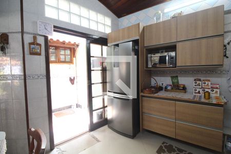 Casa de condomínio à venda com 336m², 3 quartos e 8 vagasCozinha