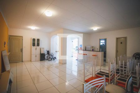 Apartamento à venda com 75m², 3 quartos e 1 vaga Apartamento à venda com 75m², 3 quartos e 1 vagaÁrea comum - Salão de festas