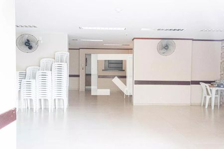 Apartamento à venda com 90m², 2 quartos e 1 vagaÁrea comum