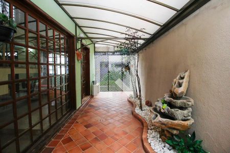 Casa à venda com 420m², 3 quartos e 4 vagas Casa à venda com 420m², 3 quartos e 4 vagasArea Externa