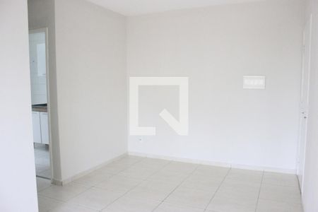 Sala de apartamento para alugar com 2 quartos, 50m² em Jardim Flor da Montanha, Guarulhos