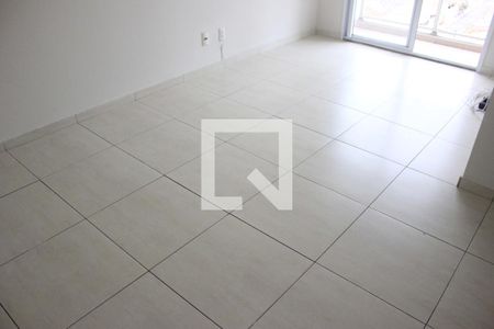 Sala de apartamento para alugar com 2 quartos, 50m² em Jardim Flor da Montanha, Guarulhos