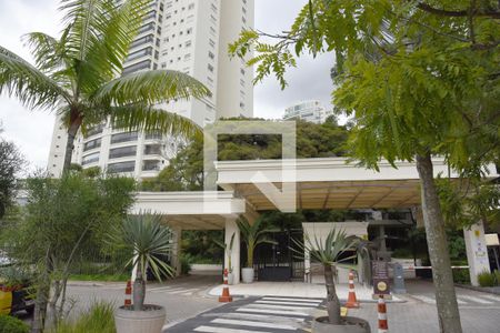 Apartamento à venda com 160m², 3 quartos e 2 vagasFachada e portaria