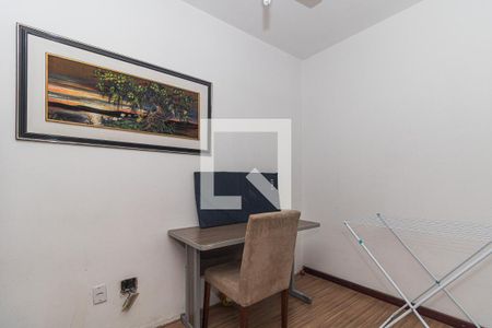 Escritório de apartamento para alugar com 3 quartos, 102m² em Santana, Porto Alegre