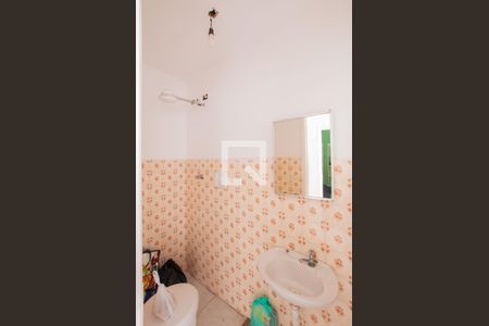 Casa à venda com 123m², 3 quartos e 2 vagas Casa à venda com 123m², 3 quartos e 2 vagasBanheiro de serviço
