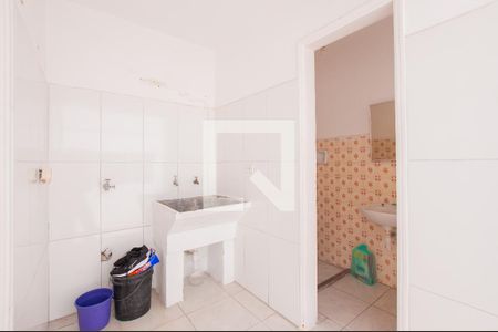 Casa à venda com 123m², 3 quartos e 2 vagas Casa à venda com 123m², 3 quartos e 2 vagasÁrea de Serviço