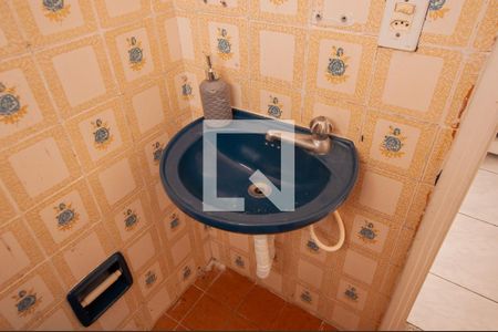 Casa à venda com 123m², 3 quartos e 2 vagas Casa à venda com 123m², 3 quartos e 2 vagasLavabo