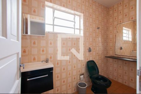 Casa à venda com 123m², 3 quartos e 2 vagas Casa à venda com 123m², 3 quartos e 2 vagasBanheiro