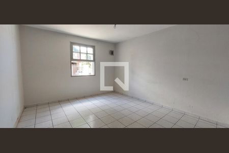 Quarto de casa para alugar com 1 quarto, 125m² em Parque Erasmo Assunção, Santo André