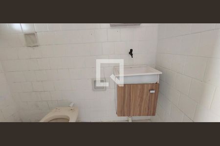 Banheiro de casa para alugar com 1 quarto, 125m² em Parque Erasmo Assunção, Santo André
